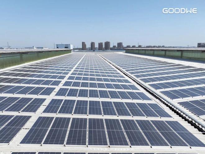 固德威发布轻质组件全场景解决方案轻质光伏